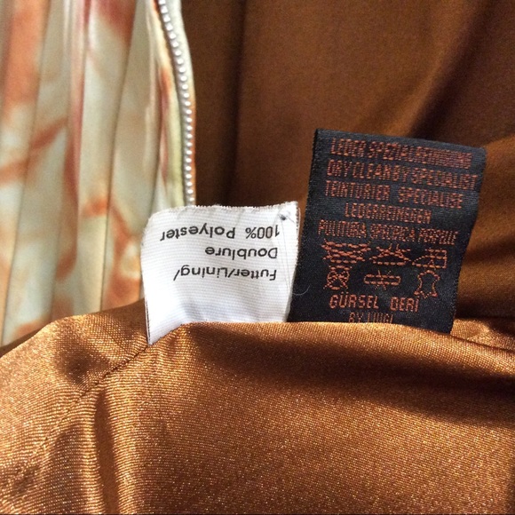 đź’•Amazing and unique leather tie dye jacketđź’• - Picture 15 of 16